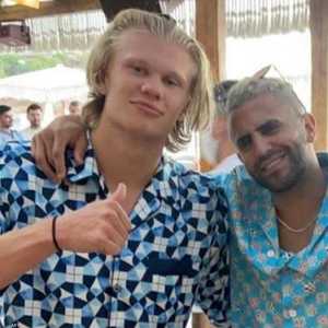 هالاند وحرز في ميكونوس صيف 2021