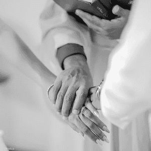 عروس يضرب عروسه يوم الزفاف