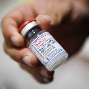 اللقاح الجديد بنصف القوة المخصصة للبالغين.