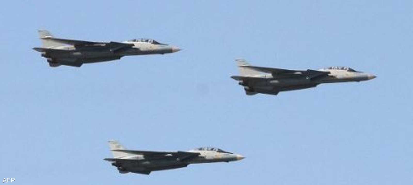 مقاتلات إيرانية من طراز إف-14