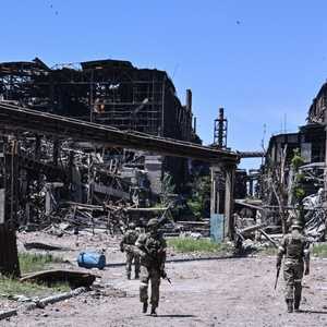 قوات روسية في ماريوبول.