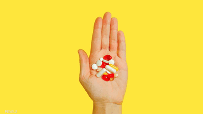 وخز الأطراف وضعف الذاكرة.. علامات على نقص فيتامين هام