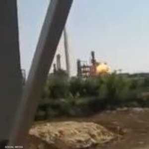 لحظة الانفجار في مصفاة النفط الروسية.