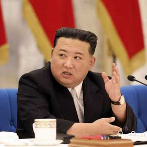 زعيم كوريا الشمالية كيم جونغ أون يدعم الصين
