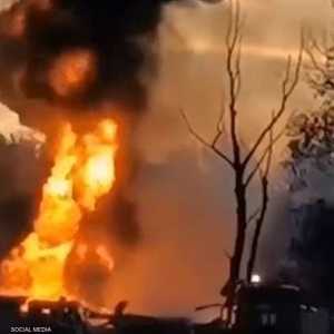 لحظات احتراق الطائرة العسكرية الروسية.