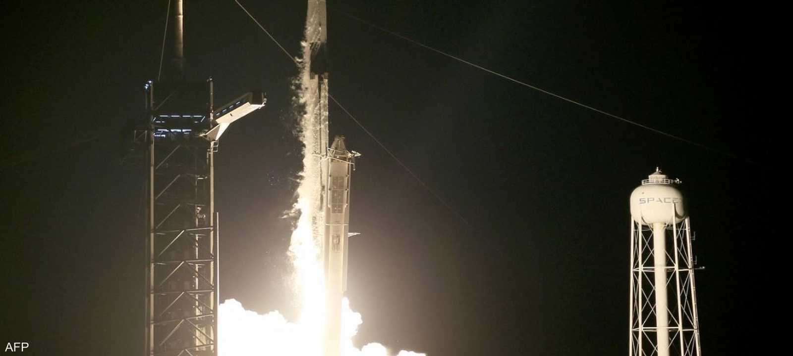 إطلاق صاروخ لشركة "سبيس إكس" ضمن "رحلات الفضاء الخاصة"