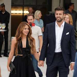 أرشيفية لشاكيرا برفقة بيكيه