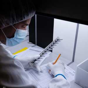 أرشيفية لمختبر يتبع شركة الأدوية سانوفي