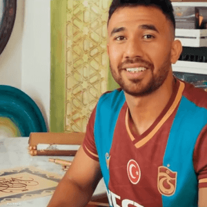 المصري محمود حسن "تريزيغيه" ينضم لطرابزون سبور التركي