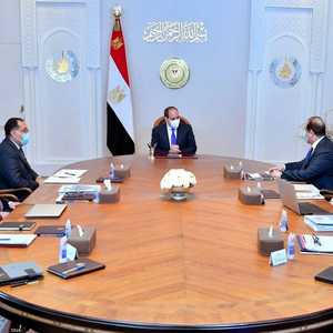 اجتماع الرئيس المصري مع وزراء الحقائب الاقتصادية