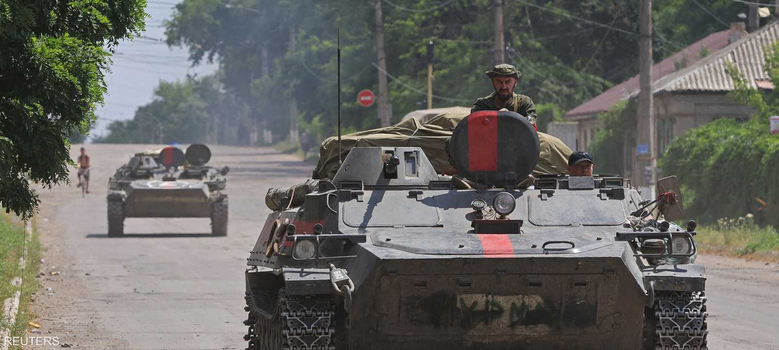 قوات موالية لروسيا في إقليم دونباس