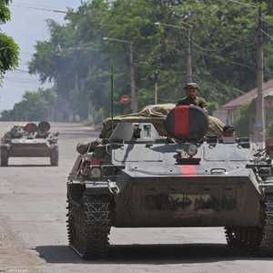 قوات موالية لروسيا في إقليم دونباس