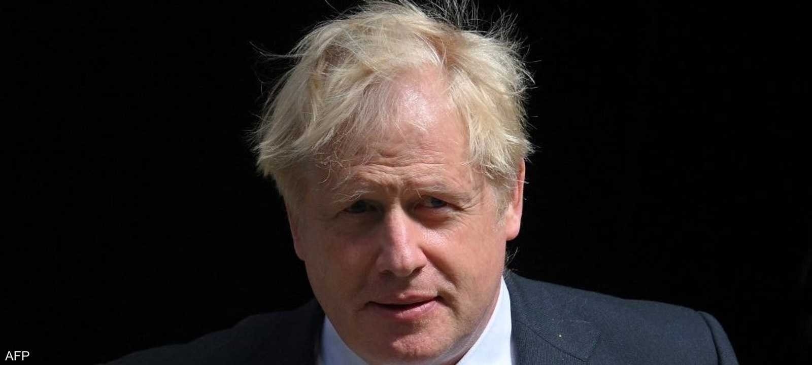 جونسون استقال واحتدت المنافسة على منصبه