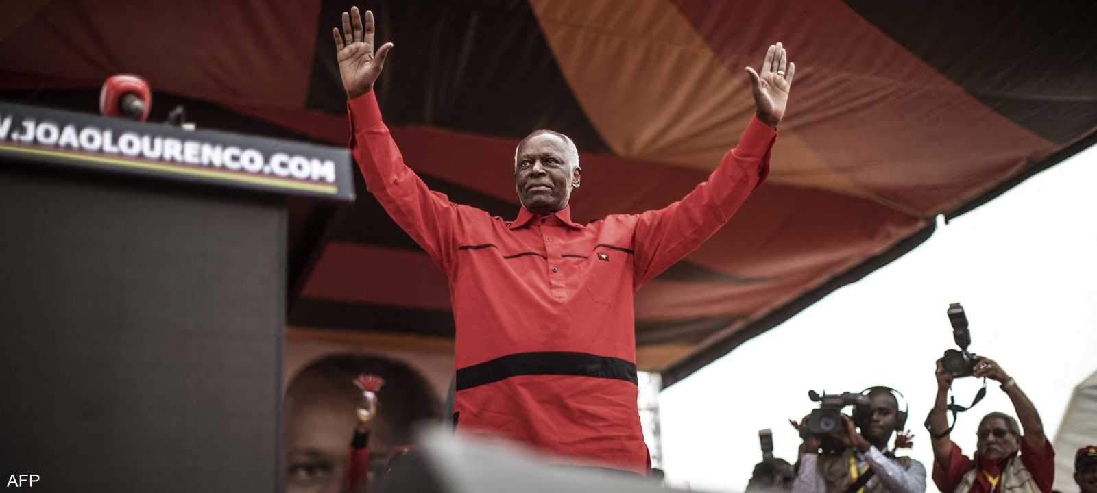 رئيس أنغولا السابق جوزيه إدواردودوس سانتوس