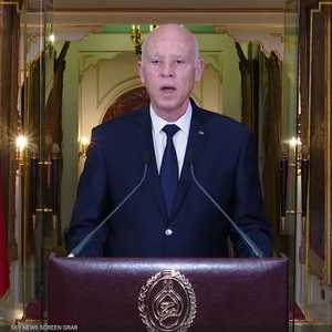 قيس سعيد يدعو للتصويت بنعم على الدستور