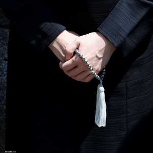 ساناي تاكياتشي من حزب شينزو آبي ترتدي السواد بعد الحادثة