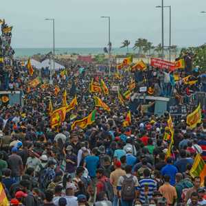 المحتجون اقتحموا مقر إقامة الرئيس