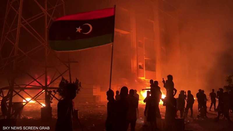 ليبيا.. انقطاع الكهرباء ووعود حكومية بالحل