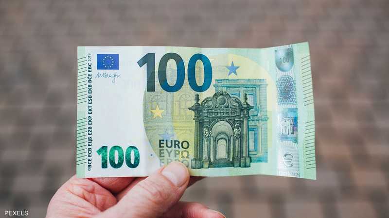 اليورو دون الدولار.. أدنى مستوى منذ 20 عاما | سكاي نيوز عربية