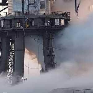 لحظة اشتعال النار في مركبة سبيس إكس