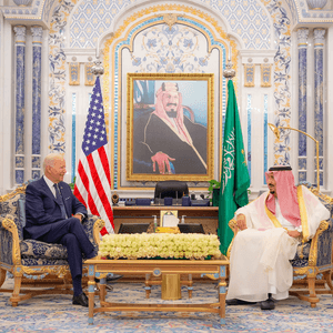 الملك سلمان يلتقي بايدن في قصر السلام بجدة