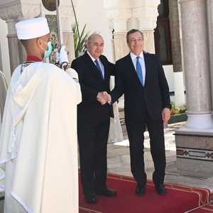 الرئيس الجزائري عبدالمجيد تبون يستقبل رئيس الوزراء الإيطالي
