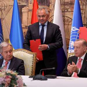 من مراسم توقيع اتفاق خاص بتصدير الحبوب الأوكرانية