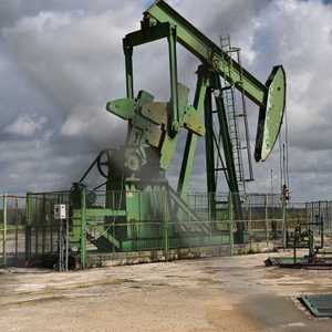 مضخة لإنتاج النفط