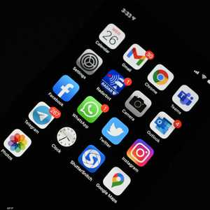 ارتفاع التكاليف يخيم على أسعار الهواتف الجديدة