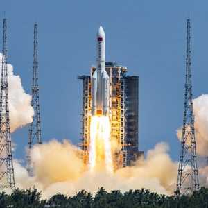 الصين تطلق الوحدة المعملية ونتيان إلى محطتها الفضائية