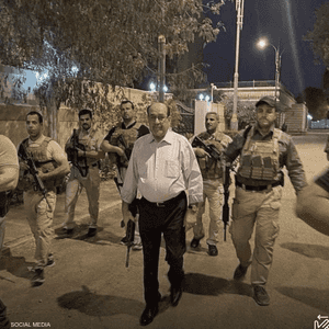 نوري المالكي ظهر حاملا السلاح