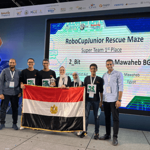 الفريق المصري تنافس مع آلاف المتسابقين