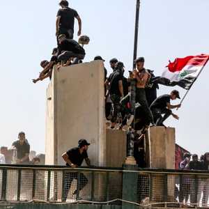 أنصار التيار يحاولون قتحام المنطقة الخضراء