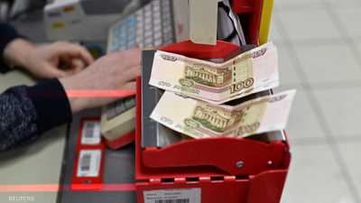 التضخم الروسي - أوراق نقدية روسية من فئة 100 روبل