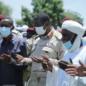 دقلو شارك في تشييع القتلى السودانيين.