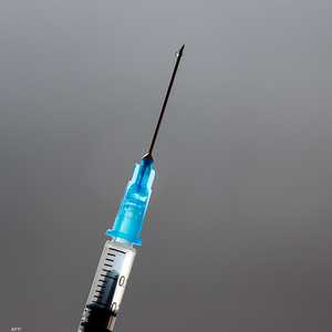 بعض الشباب يلجؤون لحقنات مضرة من أجل تضخيم العضلات