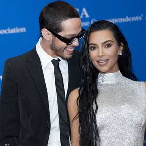 كيم كارداشيان وبيت ديفدسون