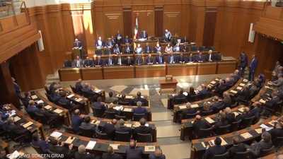 لبنان.. قلق من فراغ سياسي مع قرب مغادرة عون