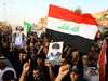 أنصار الصدر يواصلون اعتصامهم في وسط بغداد