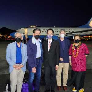 الوفد الأميركي لدى وصوله إلى تايبيه