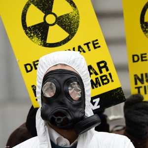 تصاعد التحذيرات من مخاطر التسابق للتسلح النووي