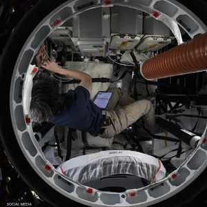 على رواد الفضاء القيام بتمارين للمحافظة على صحتهم..أرشيفية