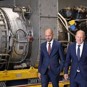 شولتس يتفقد الصناعة الألمانية في خضم الأزمة الأوكرانية