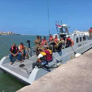 التركيز يتم على العثور على مكان غرق الزورق