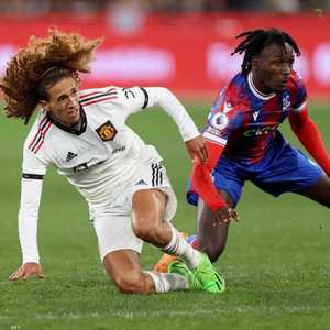 المجبري بقميص مانشستر يونايتد