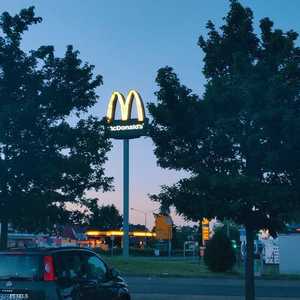 المراهقون اعتدوا على موظفي ماكدونالدز