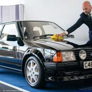 السيارة كانت تحمل علامة "فورد"