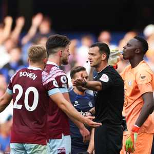 لجنة الحكام أقرت بأخطاء الفار