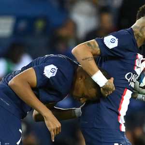 العلاقة بين النجمين كانت محل اهتمام الصحافة