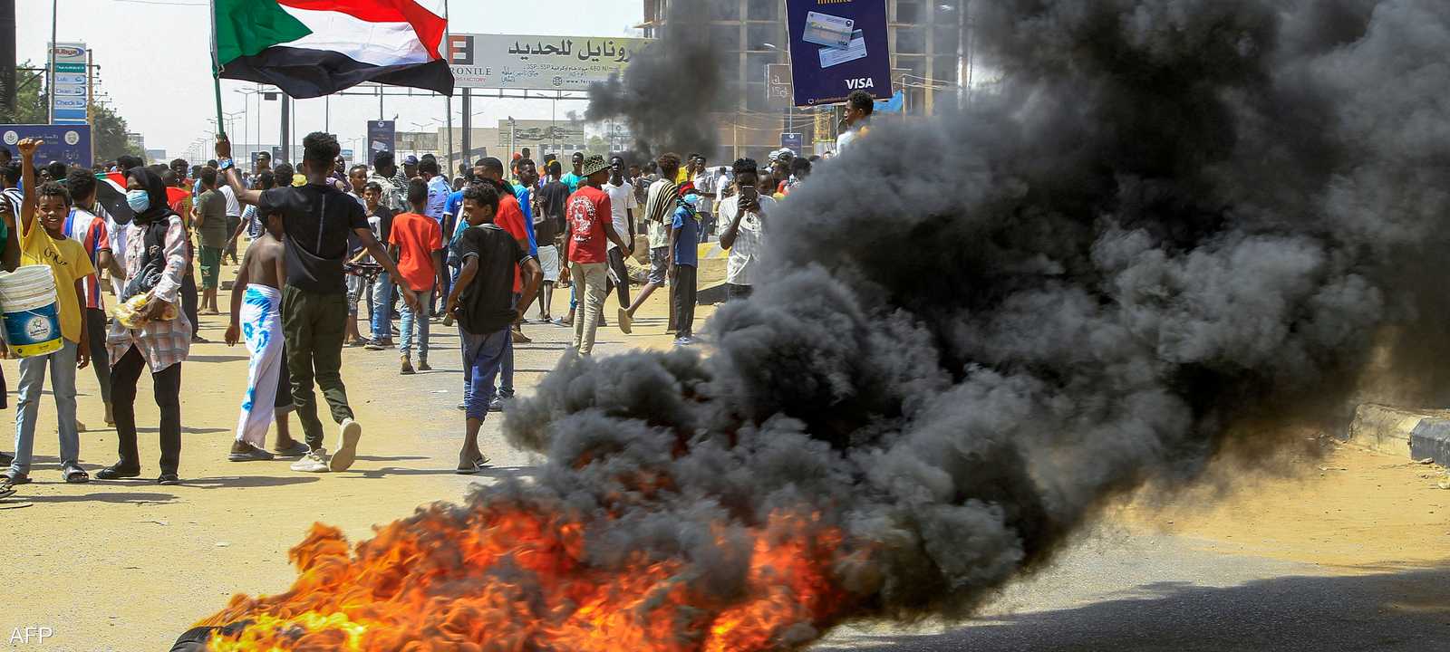 متظاهرو السودان يطالبون بدولة مدنية